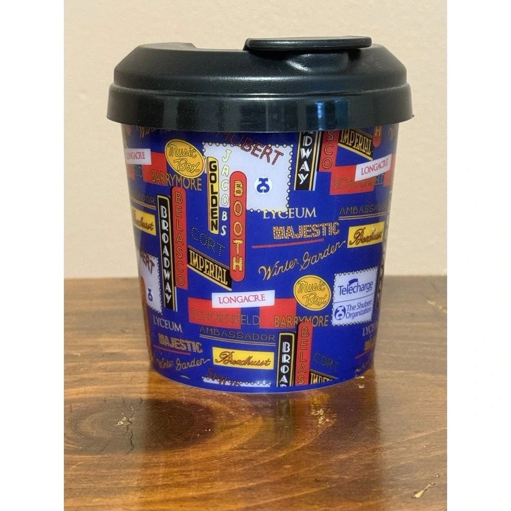 Broadway Small Cup Souvenir Plastic Cup +LID  10Oz Likacup